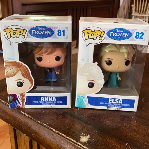 Frozen Anna and Elsa Pop Vinyl Figure - Picture 1 of 3